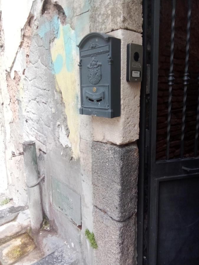 John Home Κατάνια Εξωτερικό φωτογραφία